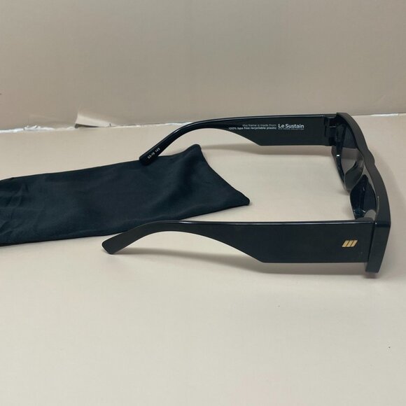 Le Specs | Recovery Sunglasses in Black - Picture 3 of 8